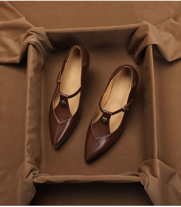 Genuine Leather Vintage Camell - Vintage Collectible & Vintage Dolls review and price