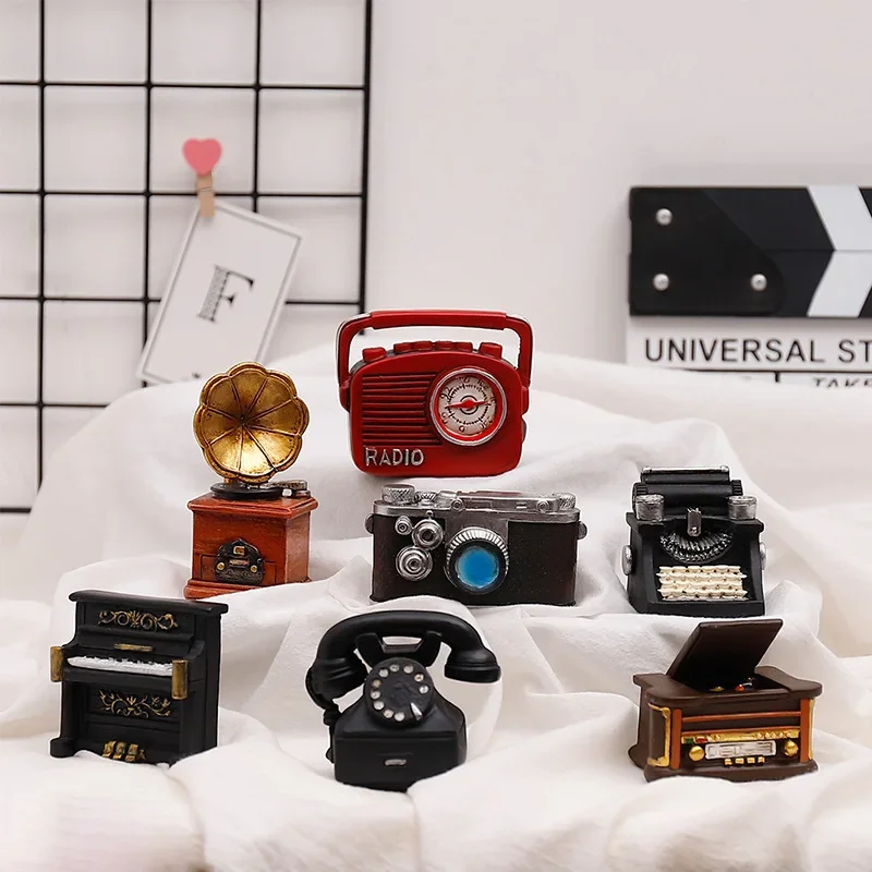 Vintage Mini Camera Decor Desk - Collectible Vintage Cameras review and price