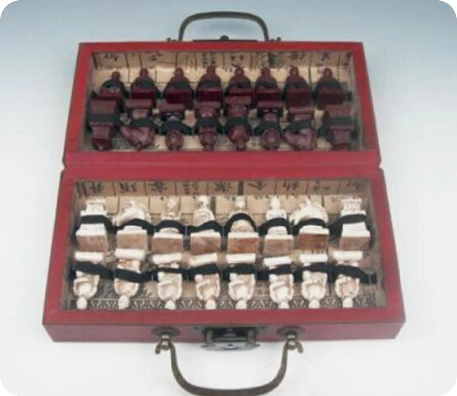 Foldable Vintage Chess Set Boa - Vintage Collectible Board Games review and price