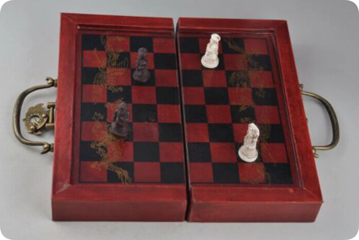 Foldable Vintage Chess Set Boa - Vintage Collectible Board Games review and price